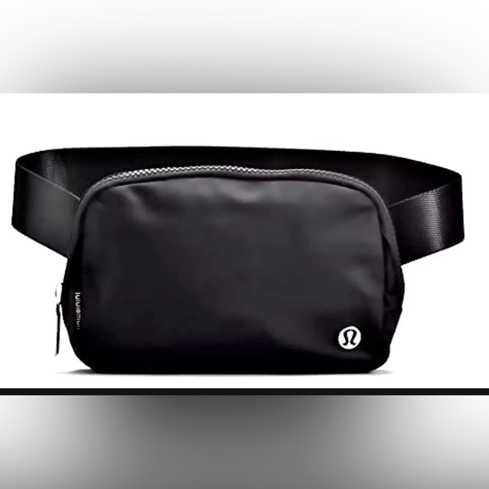 Lululemon Athletica Classic Black Waist Bag